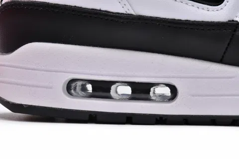 Nike Air Max 1 Black/White – photo 10