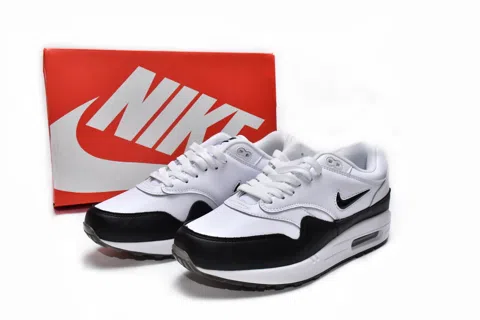 Nike Air Max 1 Black/White – photo 11