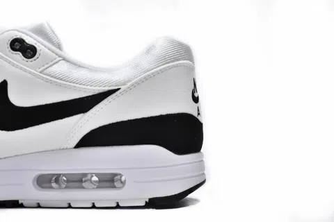 Nike Air Max 1 Black/White – photo 3