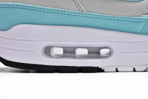Nike Air Max 1 Sky Blue – photo 10