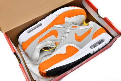 Nike Air Max 1 Magma Orange – photo 11