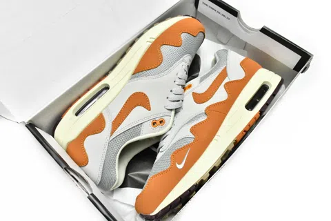 Patta x Nike Air Max 1 Monarch – photo 12