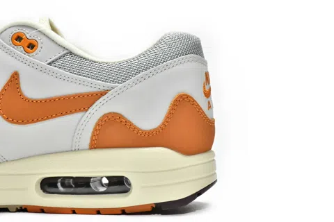 Patta x Nike Air Max 1 Monarch – photo 3