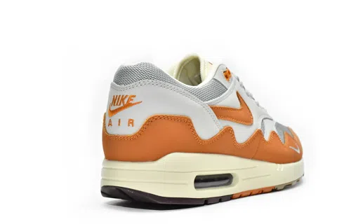 Patta x Nike Air Max 1 Monarch – photo 6