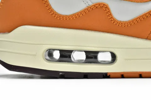 Patta x Nike Air Max 1 Monarch – photo 11