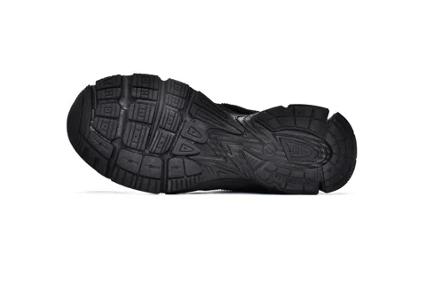 Balenciaga Phantom Triple Black – photo 6