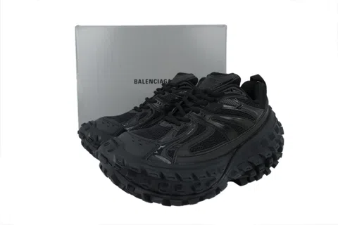 Balenciaga Defender Black – photo 7