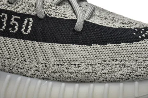 Yeezy Boost 350 V2 Granite – photo 10