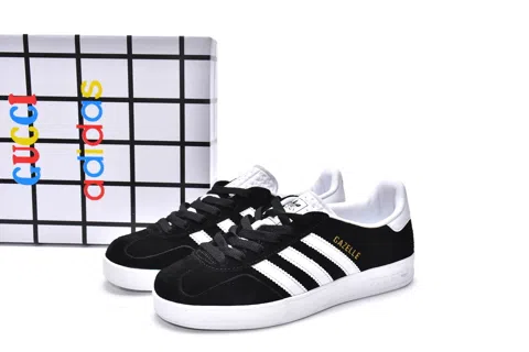 Gucci x adidas Gazelle Black/White – photo 11