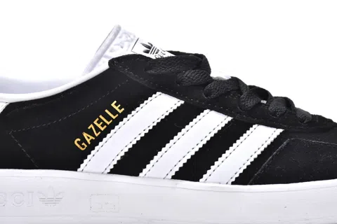 Gucci x adidas Gazelle Black/White – photo 7