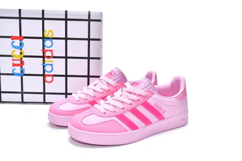 Gucci x adidas Gazelle Pink – photo 11
