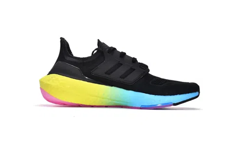 adidas Ultraboost 22 Black/Yellow – photo 3