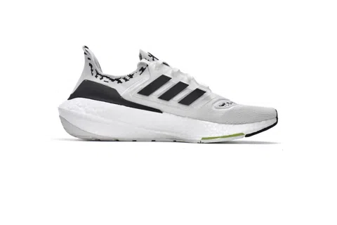 adidas Ultraboost 22 White/Black Graffiti – photo 3