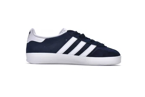 Gucci x adidas Gazelle Navy – photo 3
