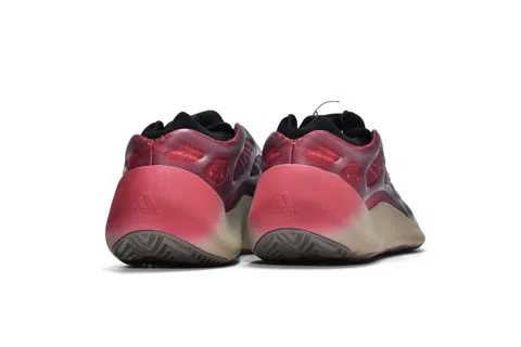 Yeezy 700 V3 Grey/Red – photo 4