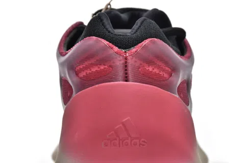 Yeezy 700 V3 Grey/Red – photo 5