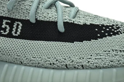 Yeezy Boost 350 V2 Jade Ash – photo 10