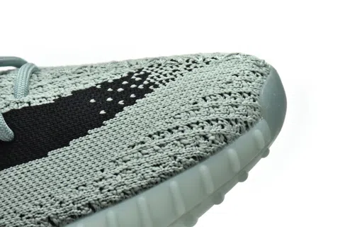 Yeezy Boost 350 V2 Jade Ash – photo 9