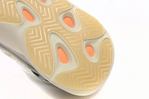 Yeezy 700 V3 Grey/Green – photo 5