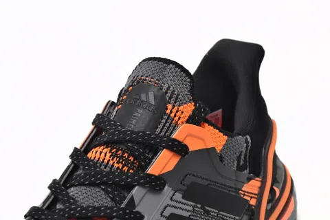 adidas Ultraboost 20 Black/Orange Camo – photo 9