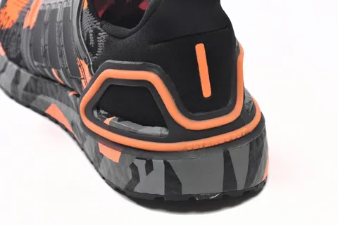 adidas Ultraboost 20 Black/Orange Camo – photo 8