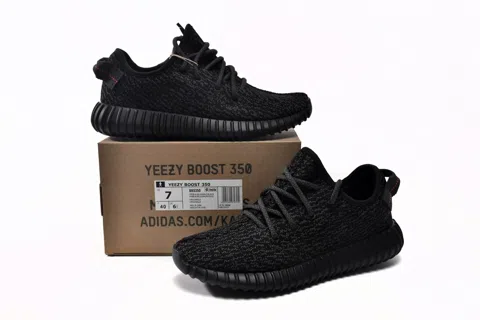 Yeezy Boost 350 Black – photo 12
