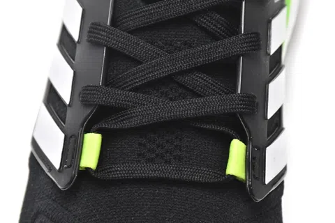 adidas Ultraboost 22 Black/White/Green – photo 10