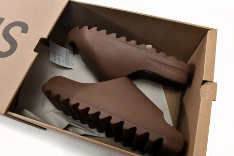 Yeezy Slide Flax – photo 10
