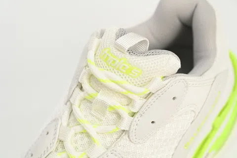Balenciaga Triple S Glow White – photo 7