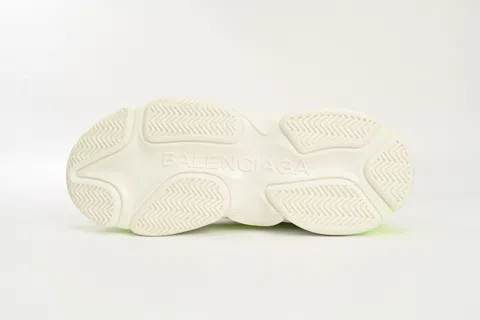 Balenciaga Triple S Glow White – photo 6