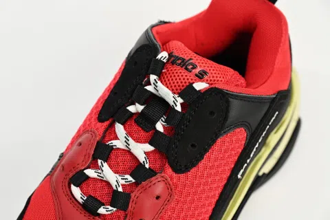 Balenciaga Triple S Black/Red/Grey – photo 7
