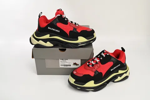 Balenciaga Triple S Black/Red/Grey – photo 10