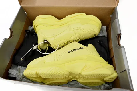 Balenciaga Triple S Yellow – photo 11