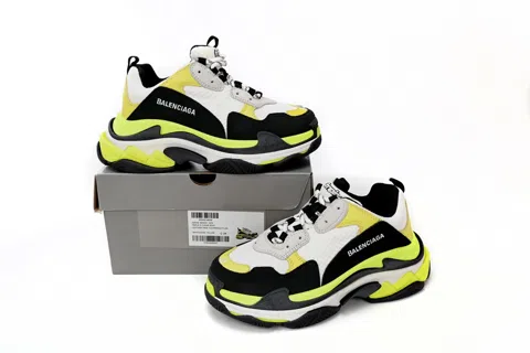 Balenciaga Triple S Black/White/Yellow – photo 10