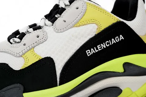 Balenciaga Triple S Black/White/Yellow – photo 4