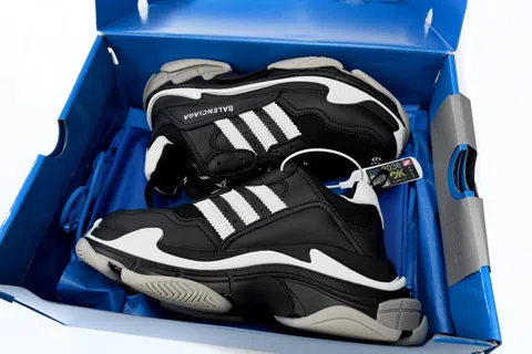 Balenciaga Triple S Black/White – photo 11
