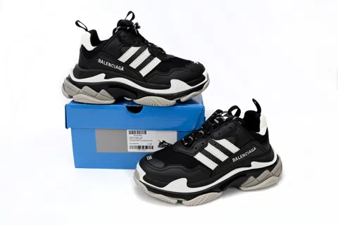 Balenciaga Triple S Black/White – photo 10
