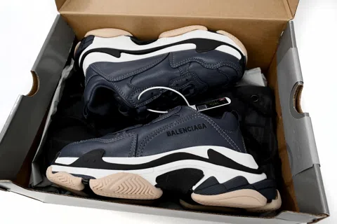 Balenciaga Triple S Black/White/Pink – photo 10