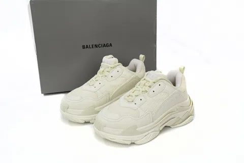 Balenciaga Triple S Glow – photo 8