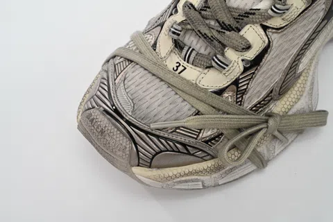Balenciaga 3XL Cream/Gold – photo 8