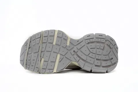 Balenciaga 3XL Champagne – photo 5