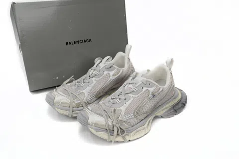 Balenciaga 3XL Champagne – photo 8