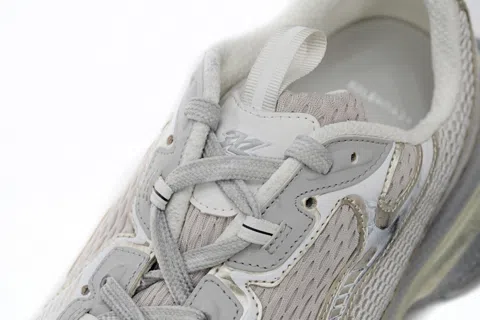 Balenciaga 3XL Champagne – photo 6