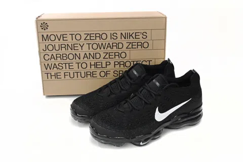 Nike Air VaporMax Black/White – photo 10