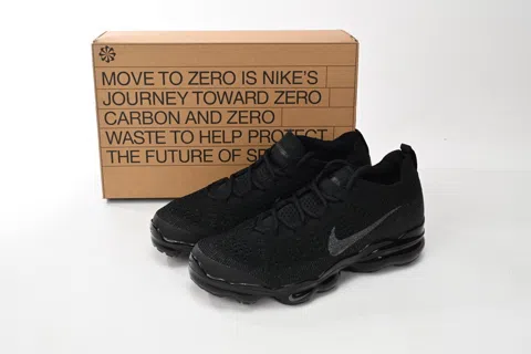Nike Air VaporMax Triple Black – photo 11