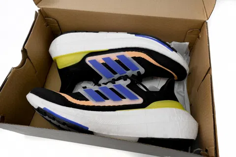 adidas Ultraboost Light Black/Pink/Blue – photo 11