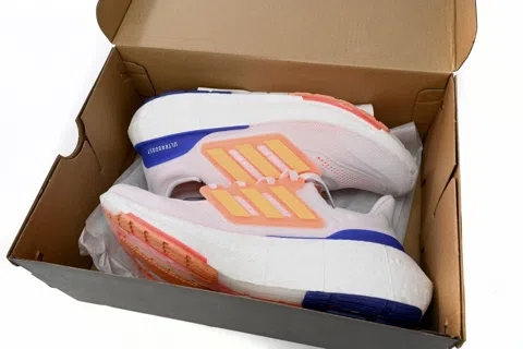 adidas Ultraboost Light White/Blue – photo 11