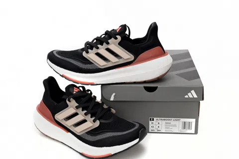 adidas Ultraboost Light Black/Burgundy – photo 10