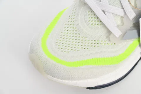 adidas Ultraboost Light Grey/Light Green – photo 8