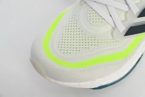 adidas Ultraboost Light Black/Light Green – photo 8